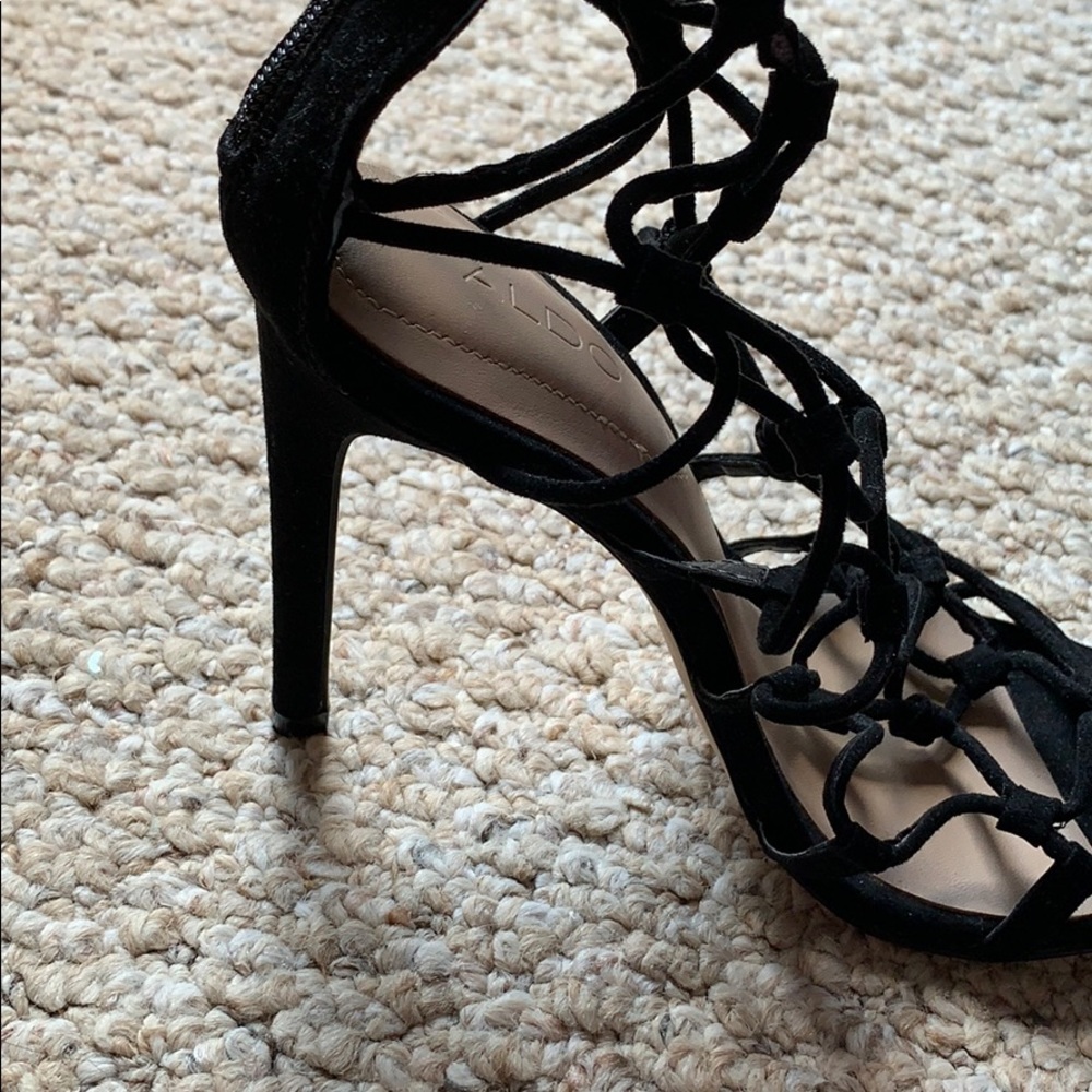 Designed High Heels - image 3